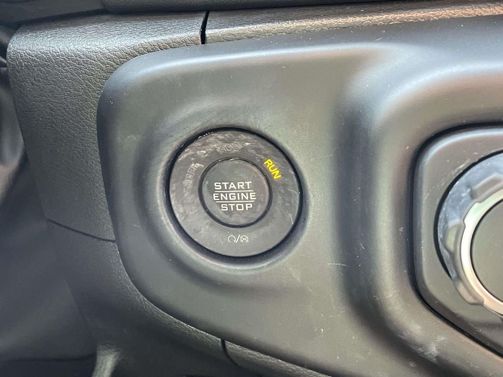 2023 Jeep Wrangler Sahara 4x4