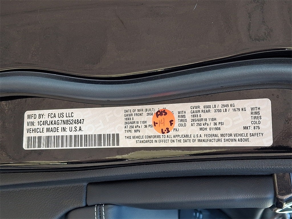 2022 Jeep Grand Cherokee L Laredo 4x4