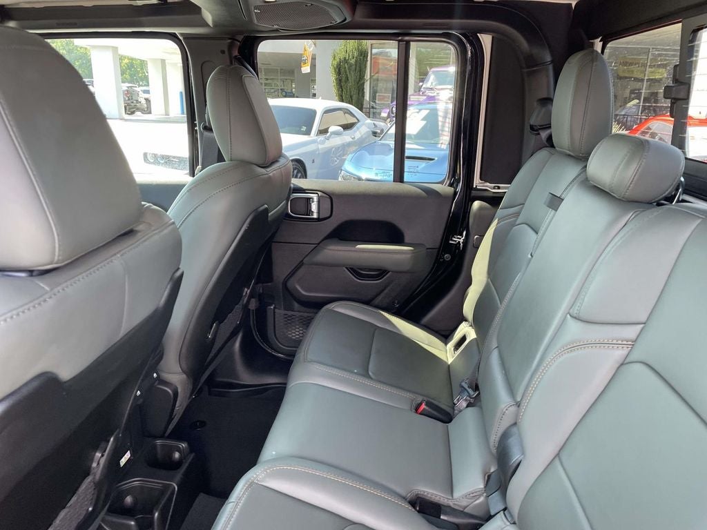2025 Jeep Gladiator Mojave X