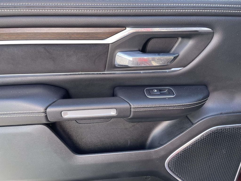 2021 RAM 1500 Laramie Crew Cab 4x4 5'7' Box