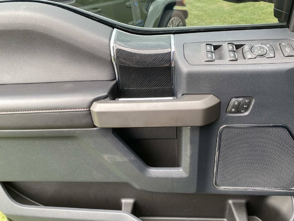 2022 Ford F-450SD Platinum