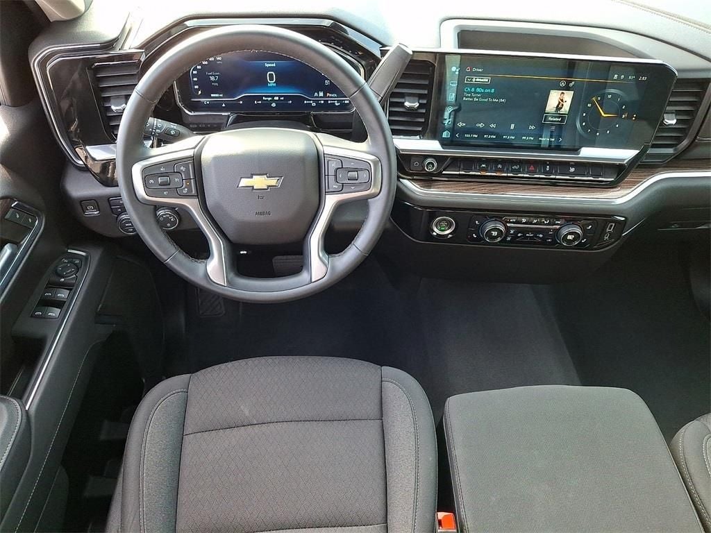 2023 Chevrolet Silverado 1500 4WD Crew Cab Short Bed LT with 2FL