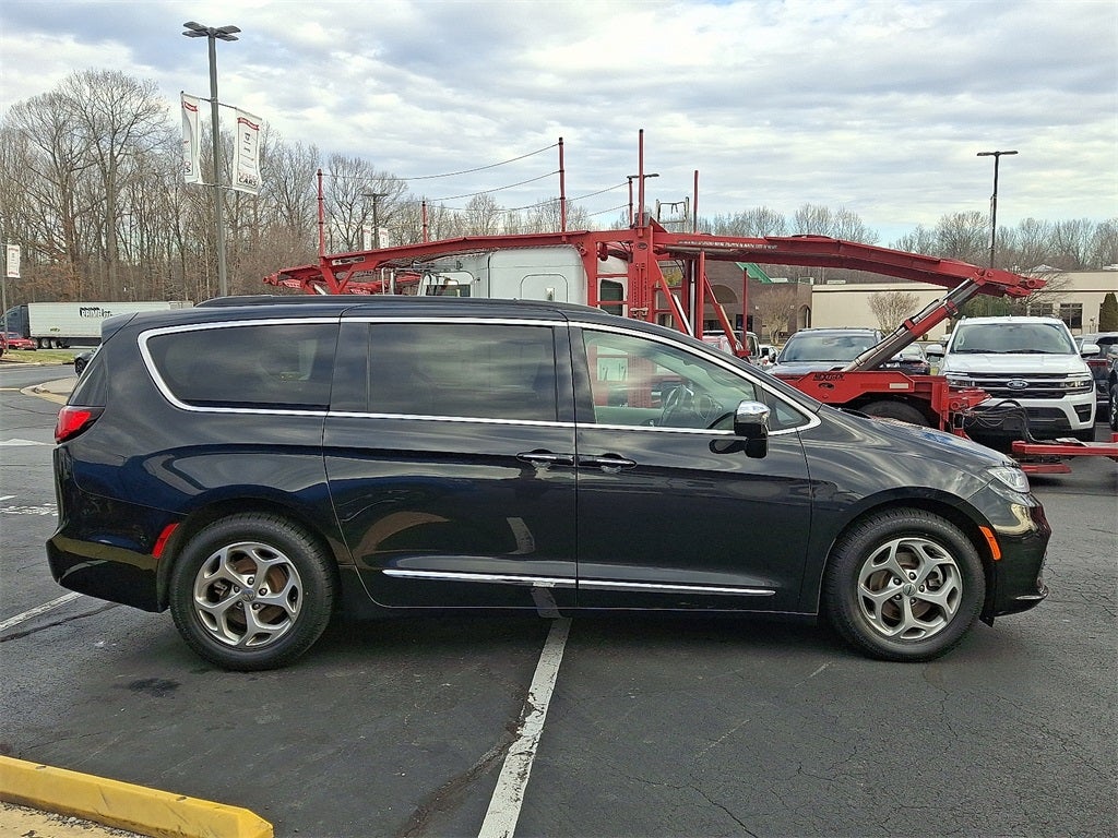 2023 Chrysler Pacifica Limited