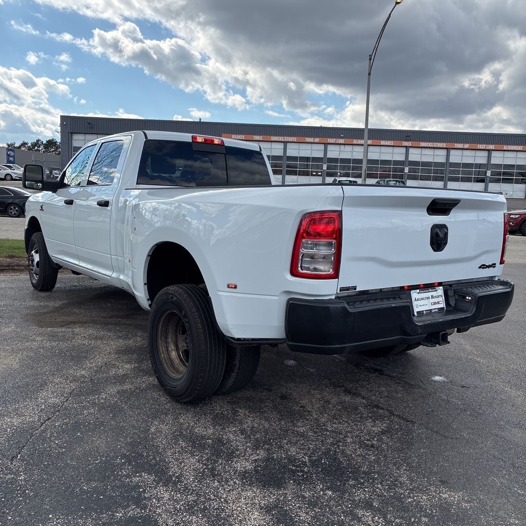 2024 RAM 3500 Tradesman Crew Cab 4x4 8' Box