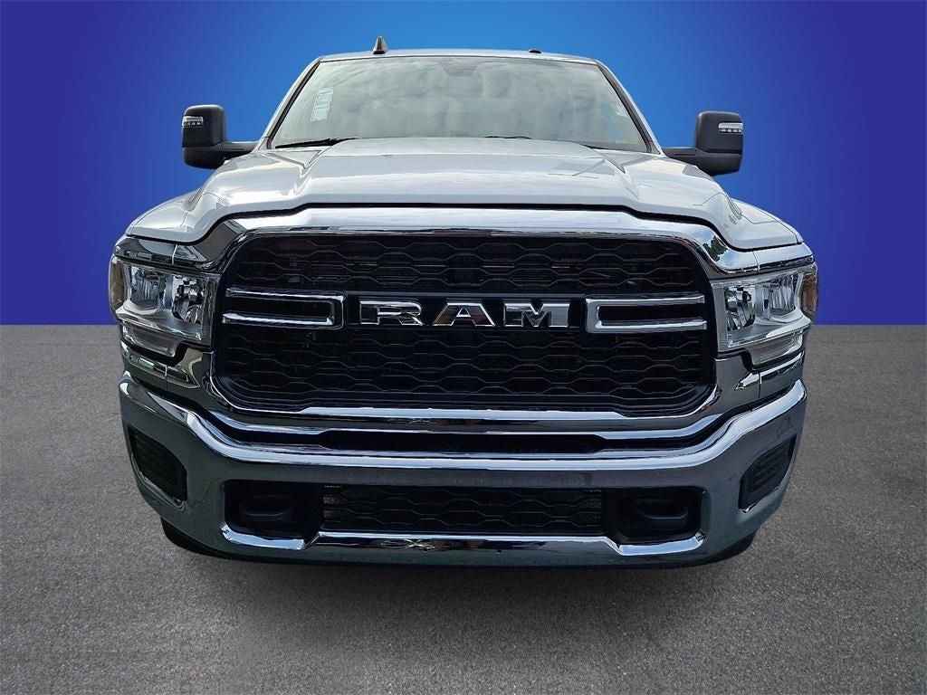 2024 RAM 2500 Tradesman Crew Cab 4x4 8' Box