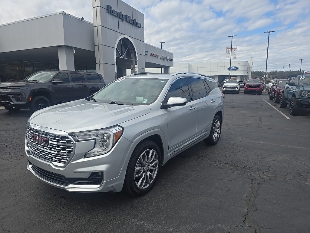 2022 GMC Terrain AWD Denali