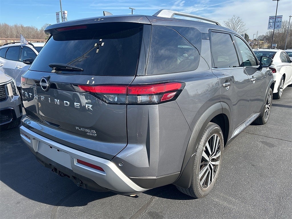 2023 Nissan Pathfinder Platinum 4WD