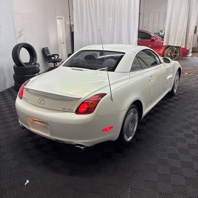 2005 Lexus SC 430
