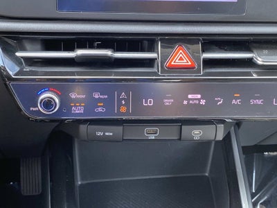 2025 Kia Niro LX
