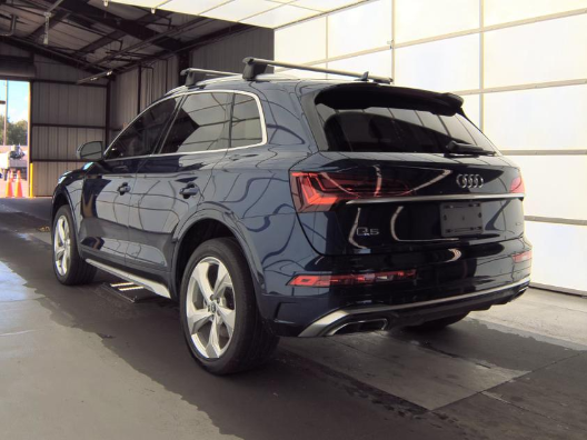 2022 Audi Q5 45 S line Prestige quattro