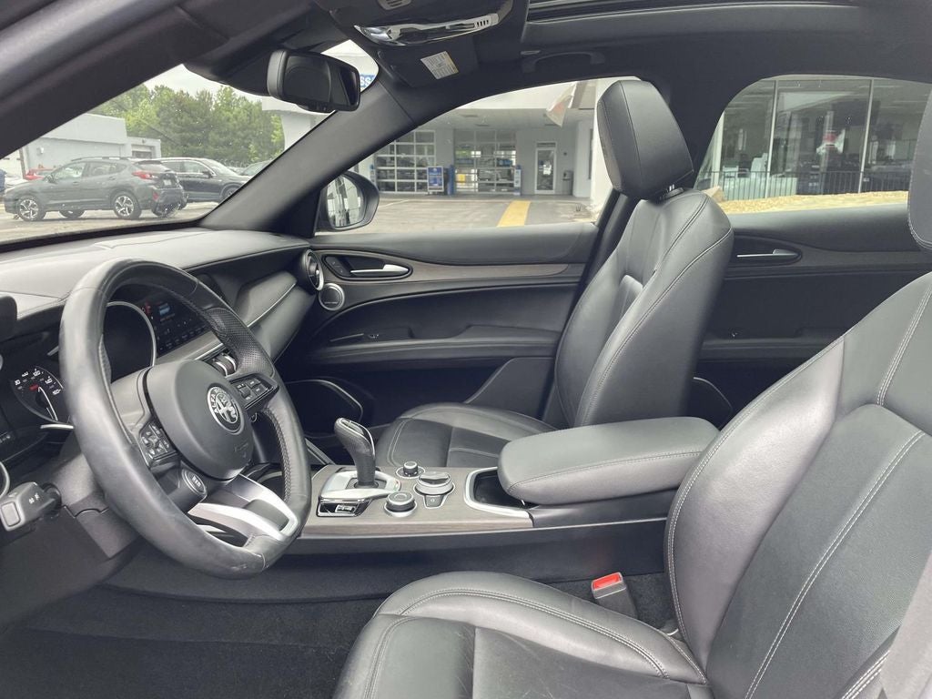 2022 Alfa Romeo Stelvio Ti AWD