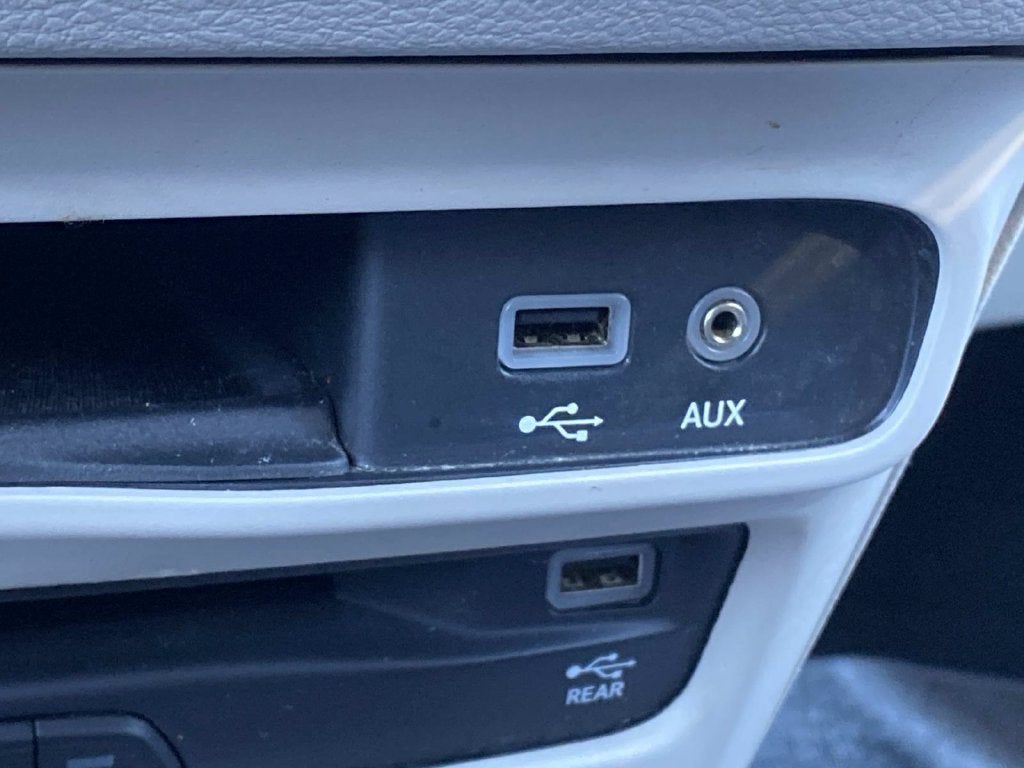 2017 Chrysler Pacifica Touring L Plus