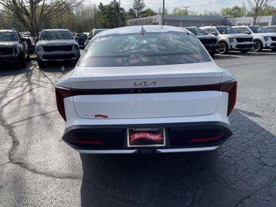 2026 Kia K4 LXS