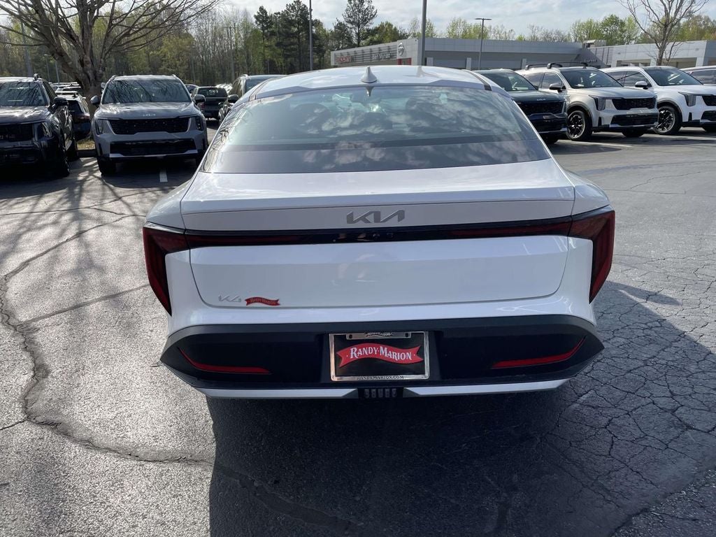 2026 Kia K4 LXS