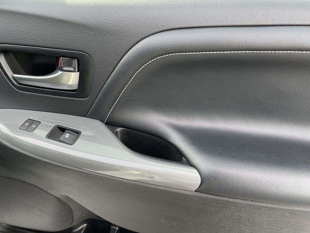 2018 Toyota Sienna SE 8 Passenger