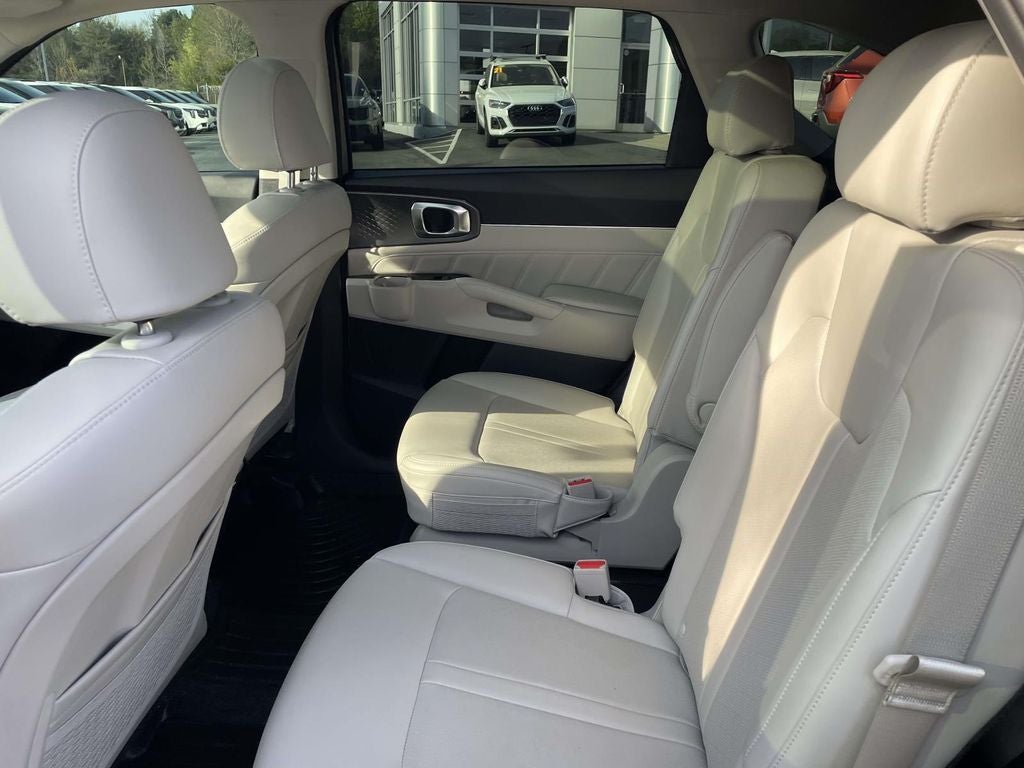 2022 Kia Sorento SX