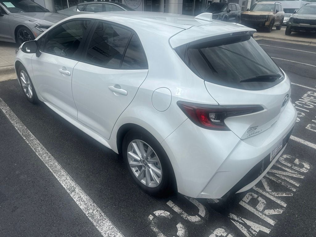 2025 Toyota Corolla Hatchback SE