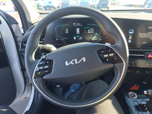 2023 Kia Niro EX