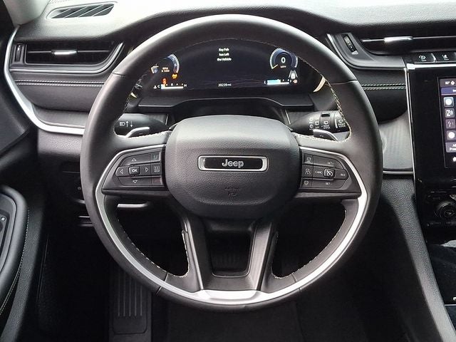 2023 Jeep Grand Cherokee Laredo