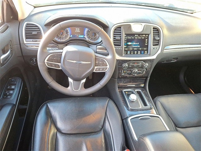 2023 Chrysler 300 Touring