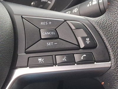 2024 Nissan Versa 1.6 SR