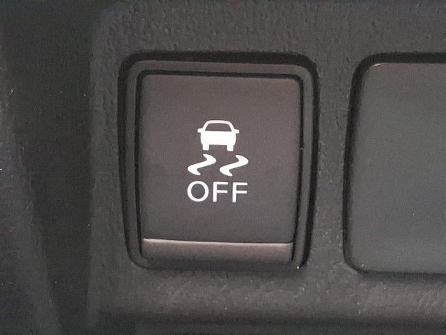 2018 Nissan Pathfinder SV