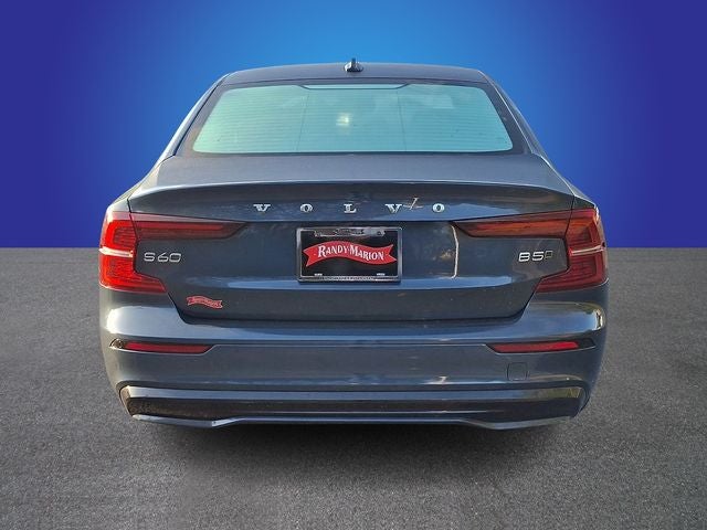 2024 Volvo S60 B5 Plus Dark Theme