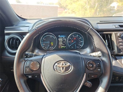 2017 Toyota RAV4 Hybrid SE