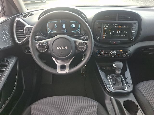 2025 Kia Soul Base