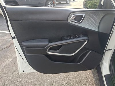 2025 Kia Soul Base