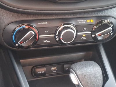 2025 Kia Soul Base