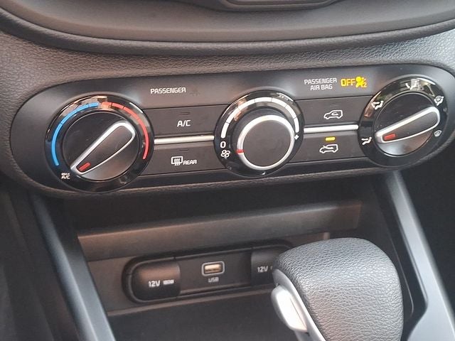2025 Kia Soul Base