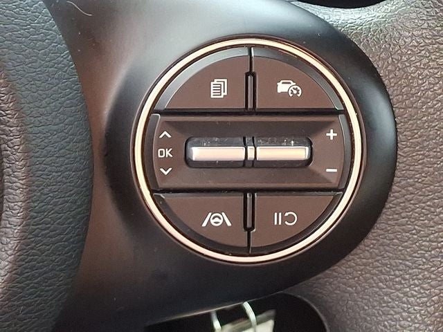 2025 Kia Soul Base