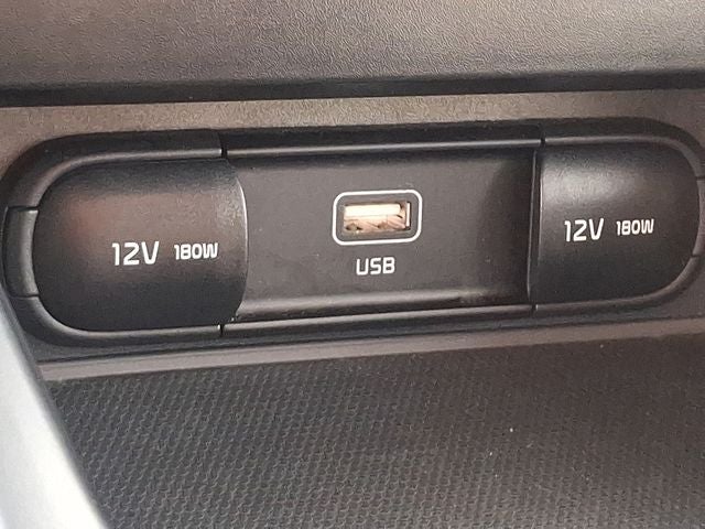 2025 Kia Soul Base