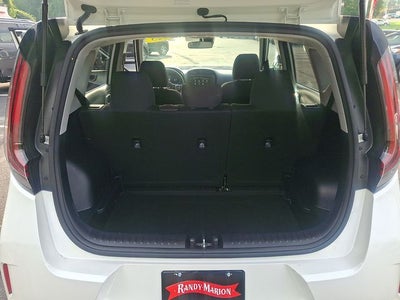 2025 Kia Soul Base