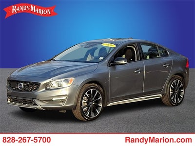 2016 Volvo S60 Cross Country T5 Platinum