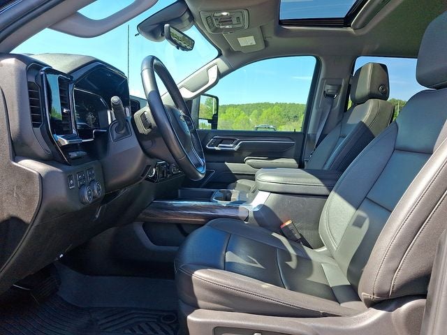 2025 Chevrolet Silverado 3500HD LTZ