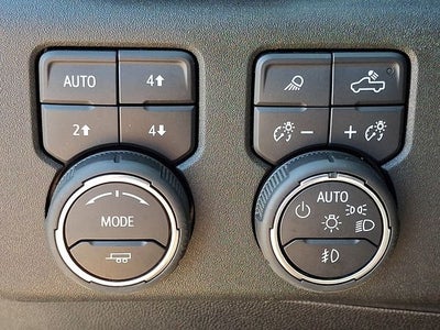 2025 Chevrolet Silverado 3500HD LTZ