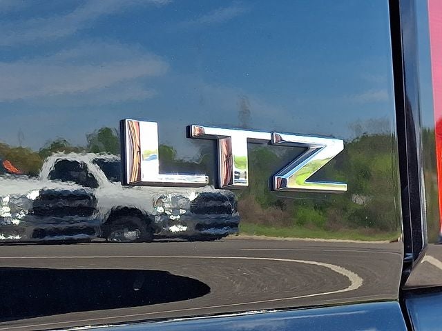 2025 Chevrolet Silverado 3500HD LTZ