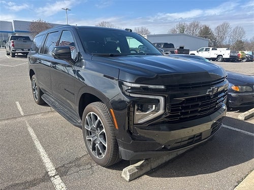 2025 Chevrolet Suburban RST