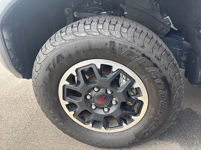 2025 Toyota Tacoma TRD Off-Road