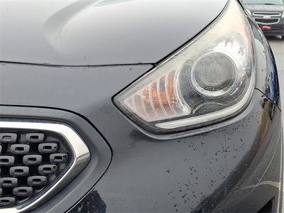 2017 Kia Niro LX