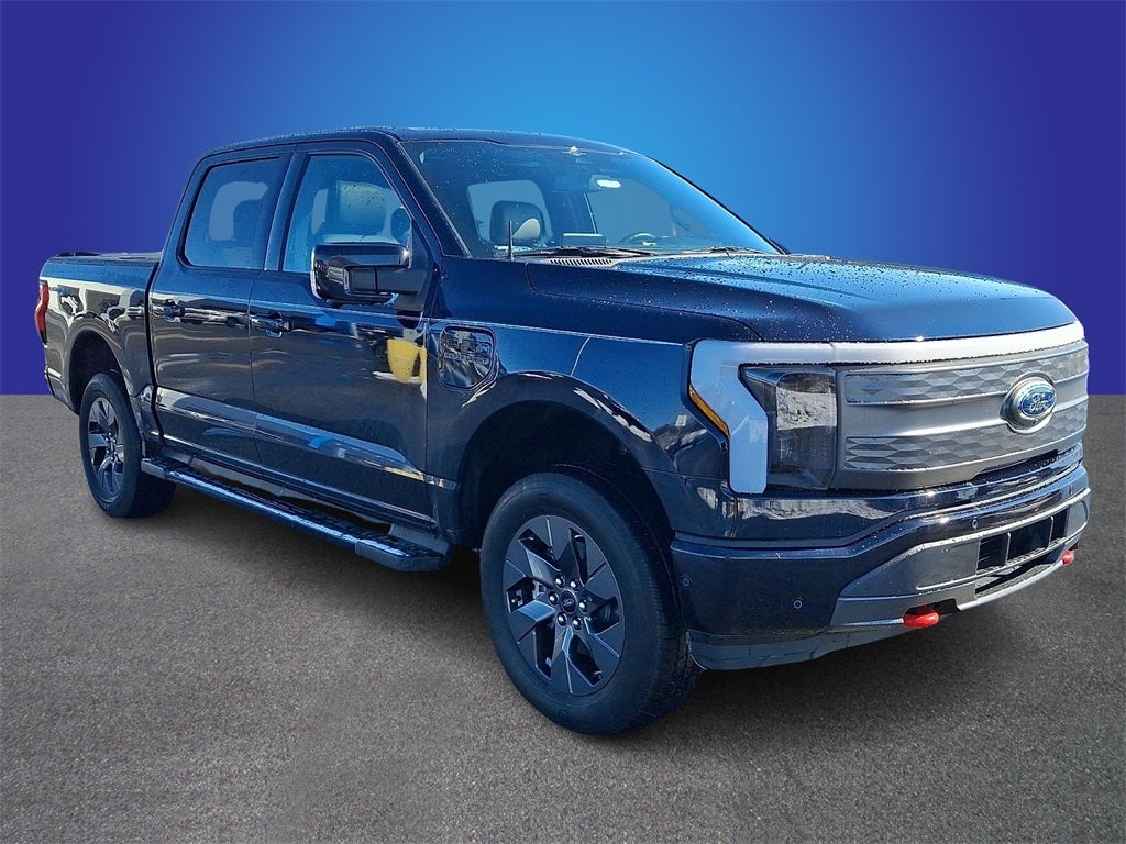 2023 Ford F-150 Lightning Lariat