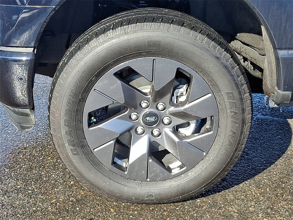 2023 Ford F-150 Lightning Lariat