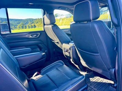 2023 GMC Yukon XL SLT
