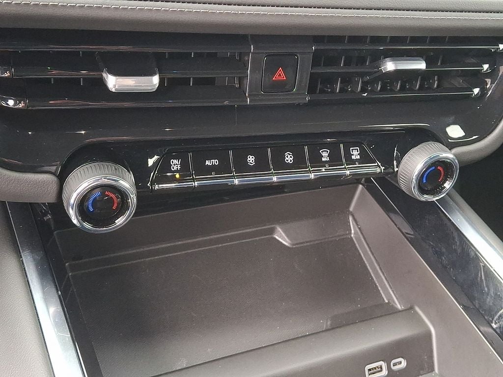 2025 Chevrolet Tahoe LS