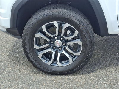 2024 GMC Canyon AT4