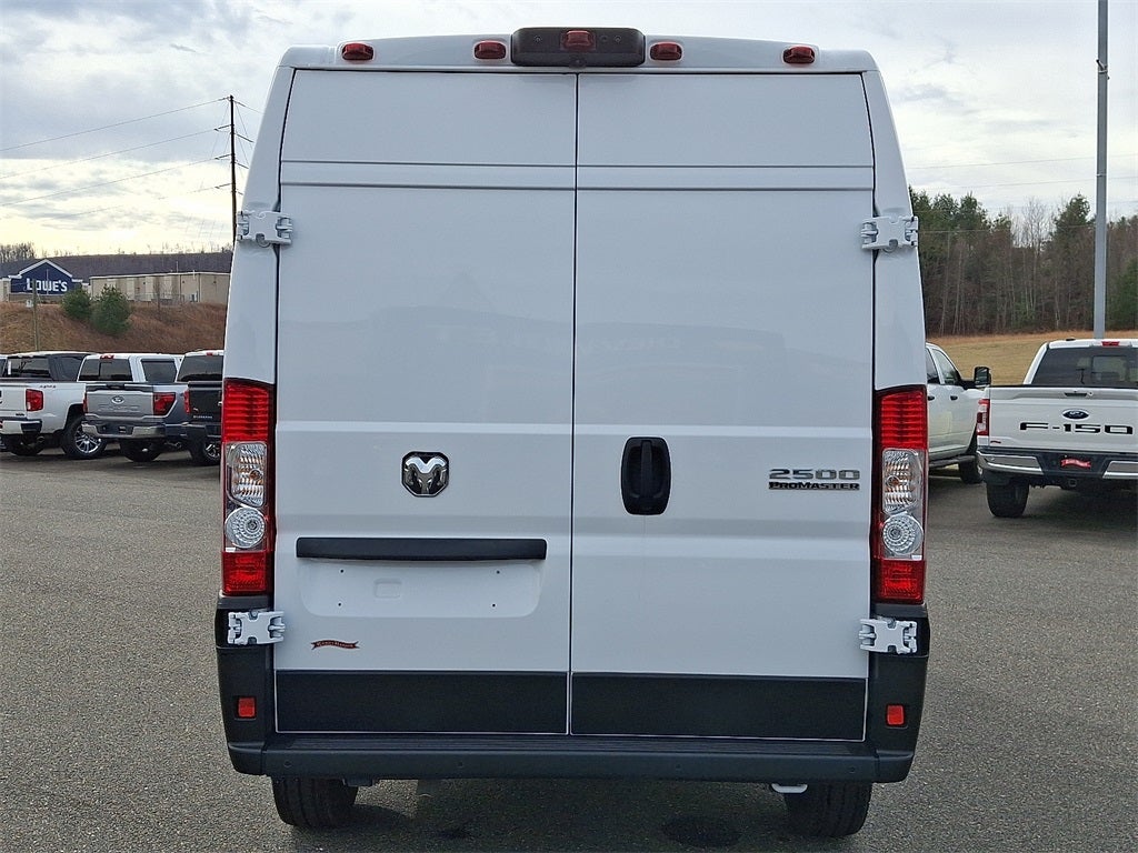2024 RAM ProMaster 2500 High Roof 136 WB