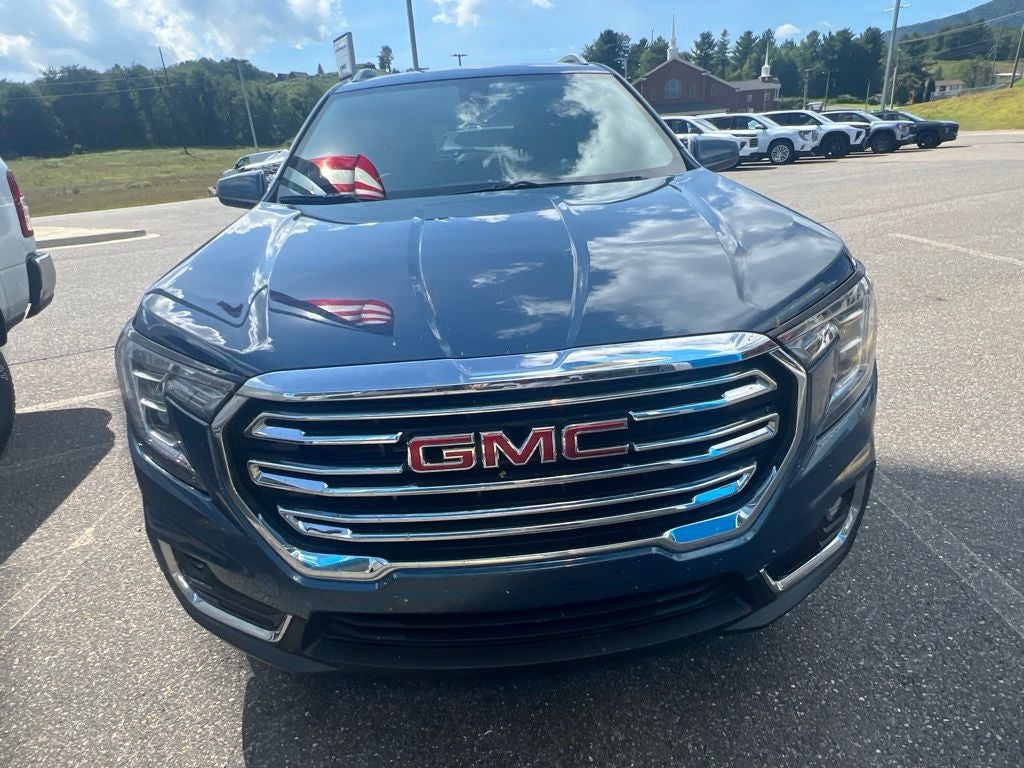 2024 GMC Terrain SLT