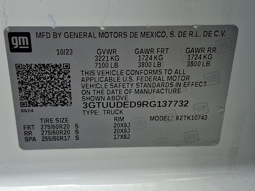 2024 GMC Sierra 1500 SLT